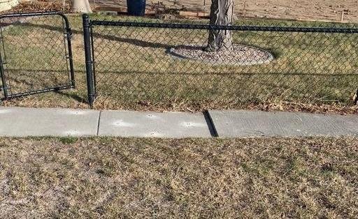 61e589fd2ac55_lift-and-stabilize-sidewalk-before