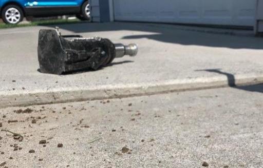 61e58cb78d63c_lift-and-level-sidewalk-before